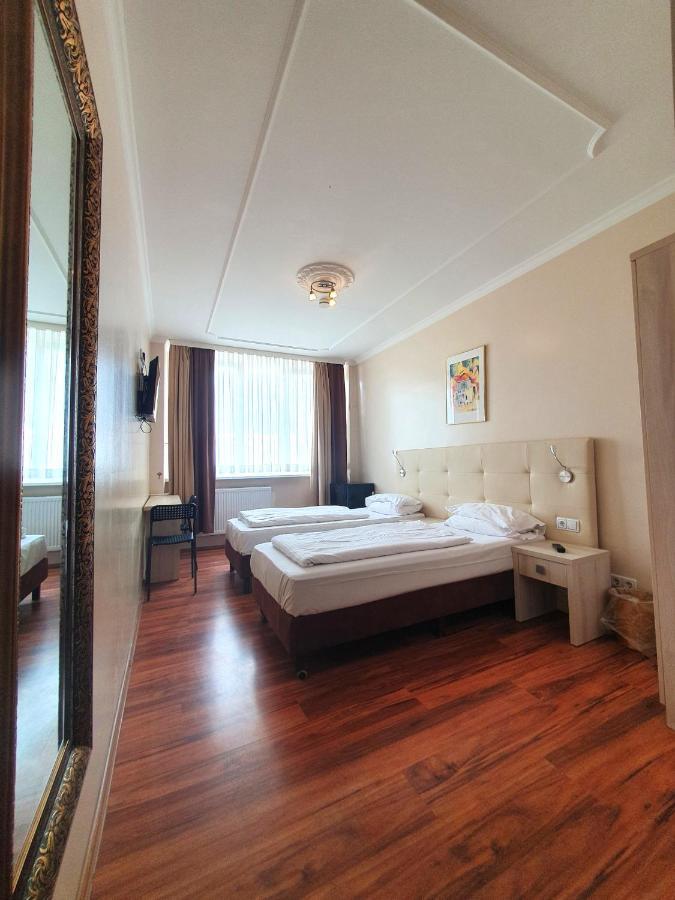 Double Room Private Bathroom