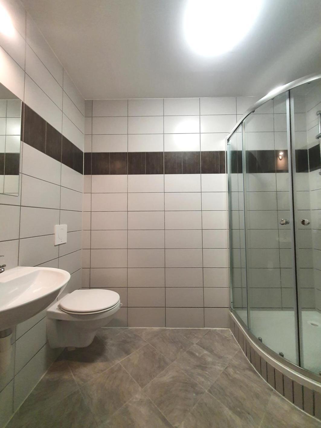 Triple Room Private Bathroom
